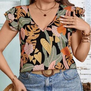 SHEIN Women’s Plus Size 1 XL Tropical Print Top